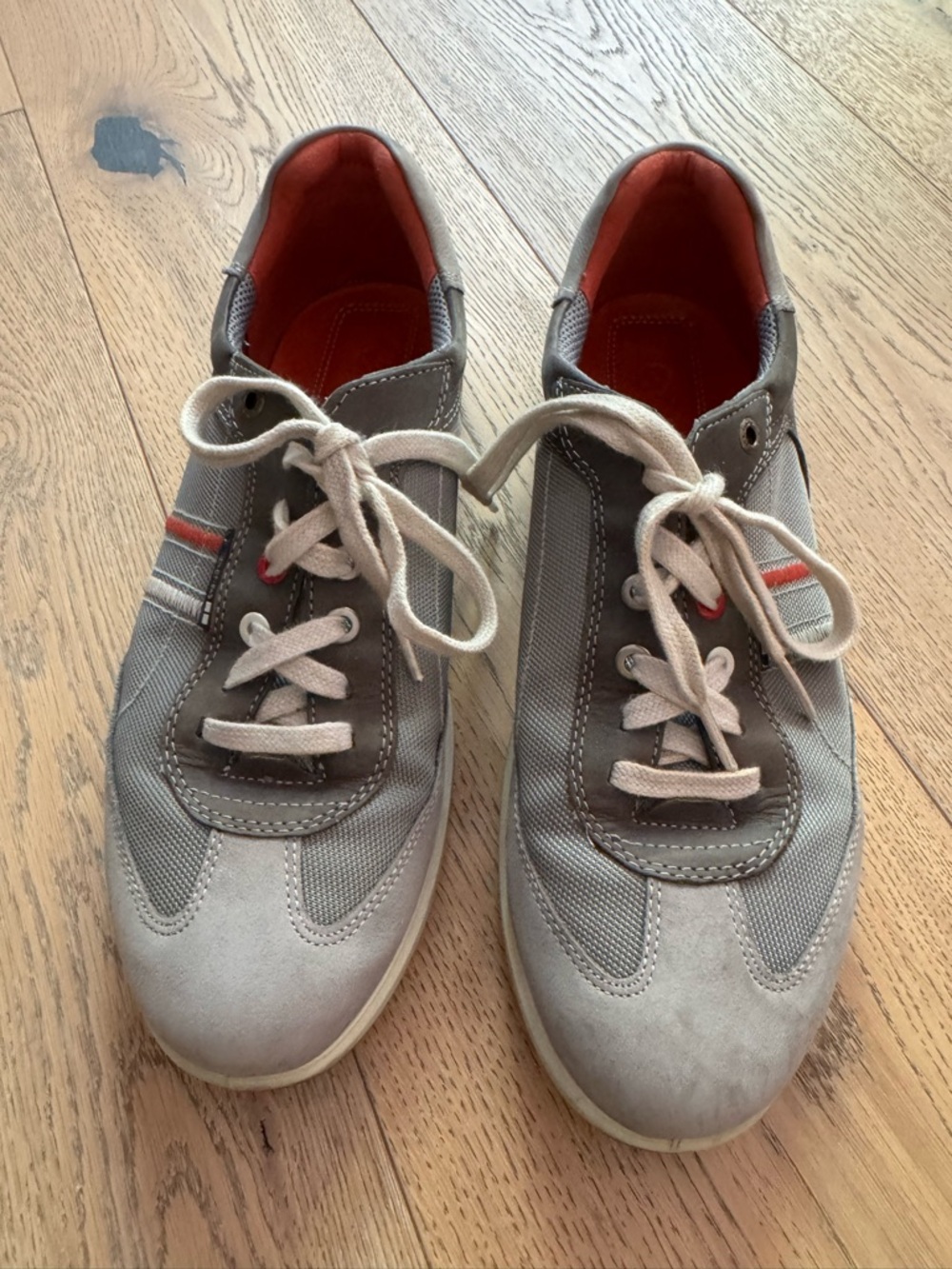 Ecco sneakers